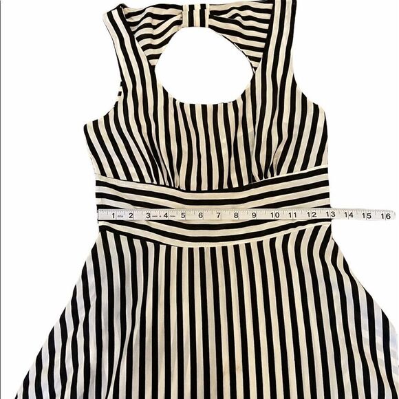 LOVELY GIRL Black&White Striped Cut Out Mini Dress - Picture 7 of 9
